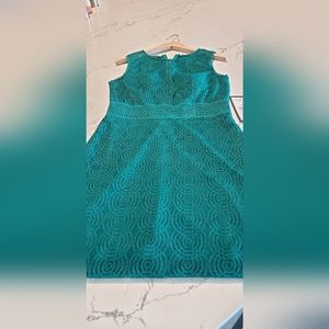 Size 9 Emerald Green Illusion Waist Cocktail dress New With Tags